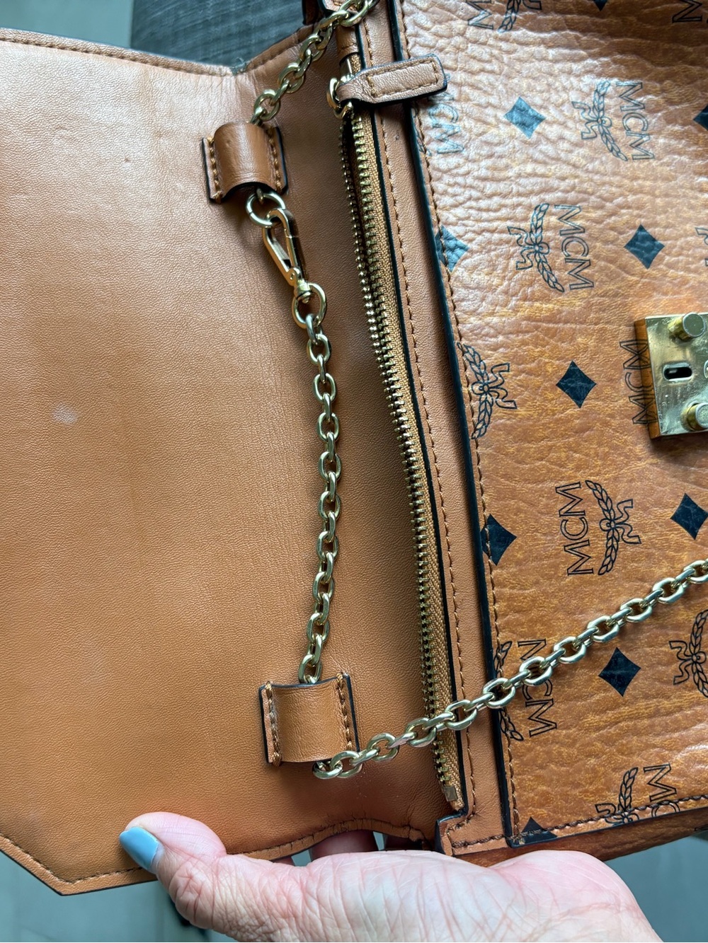 MCM Cognac Visetos Leather Shoulder Bag with Gold Chain - Picture 6 of 15